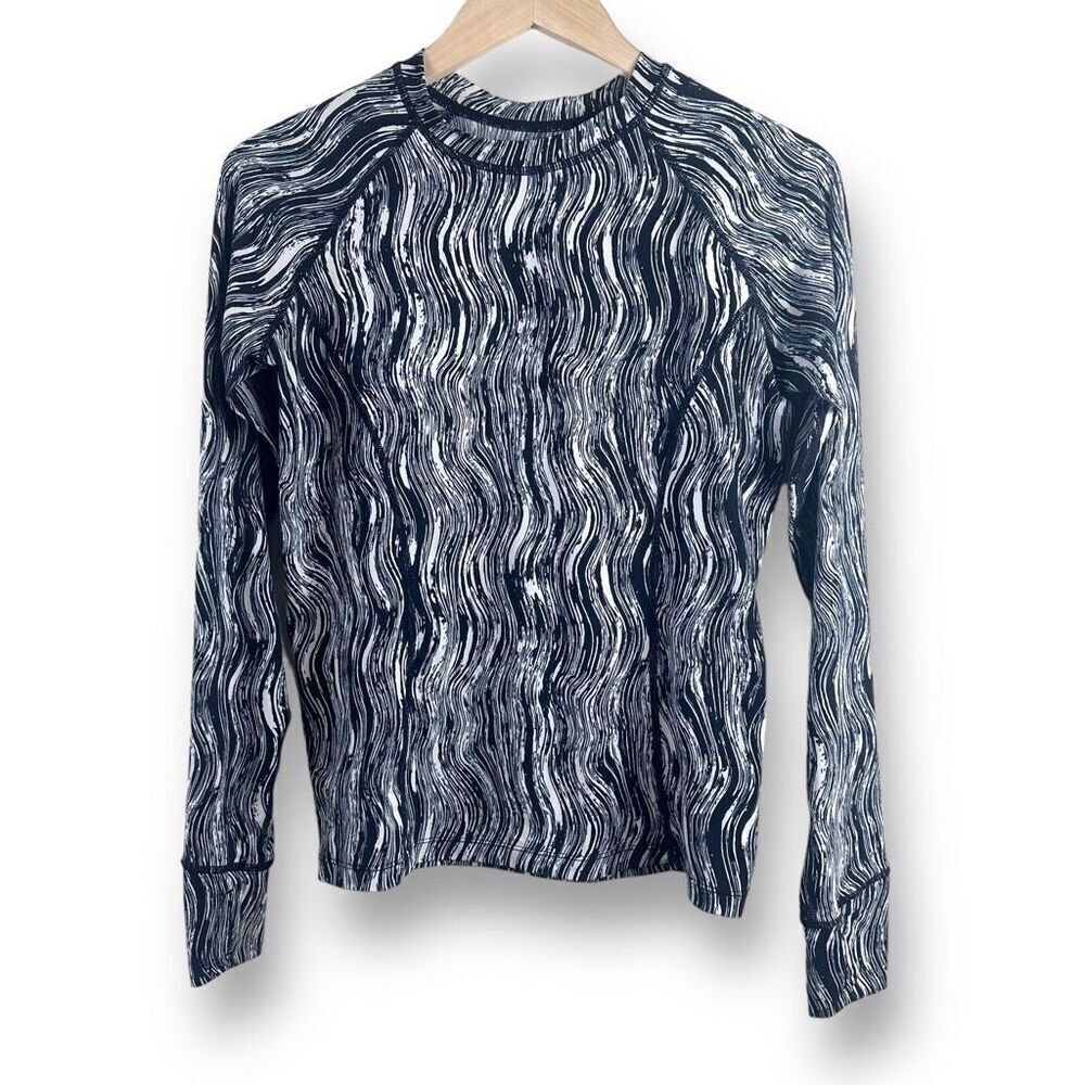 Skirt Sports Women's M Long Sleeve Athletic Tee Black White Marble Swirl Pattern